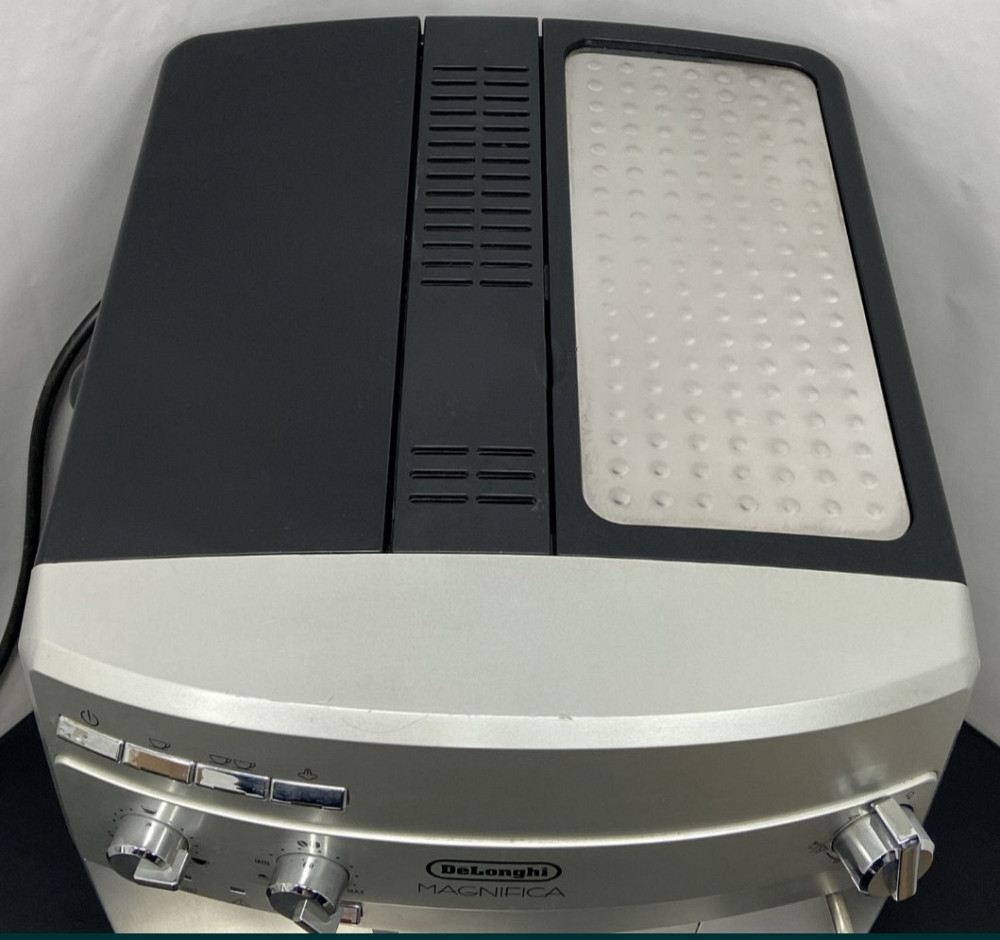 Кавомашина Delonghi Magnifica. Київ - фото 4