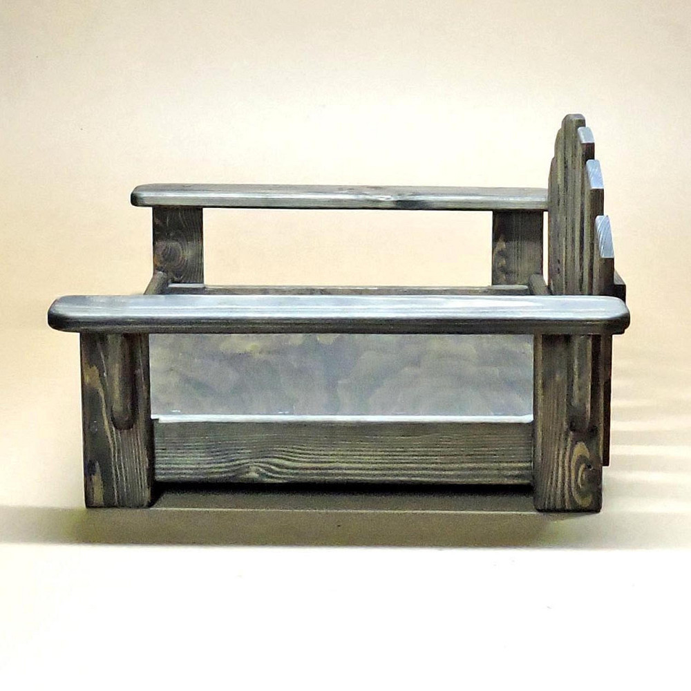 Лежак деревянный для собаки 