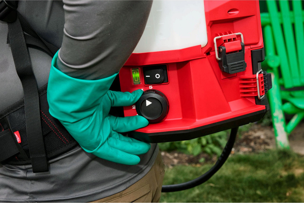 Обприскувач акумуляторний MILWAUKEE M18 BBPFP2-0 4933498961 Одеса - фото 3