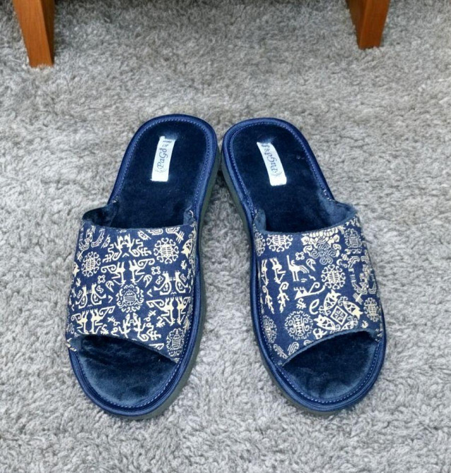 Мужские открытые домашние тапки 