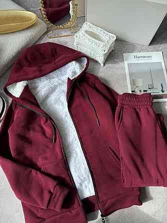 Жіночий теплий повсякденний костюм: худі + штани, тринитка на флісі + хутро Бордо, 42/44 Одеса