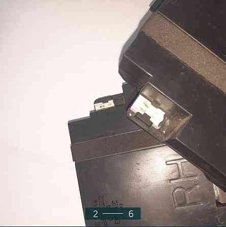 Динаміки парами вид ТВ. Харків