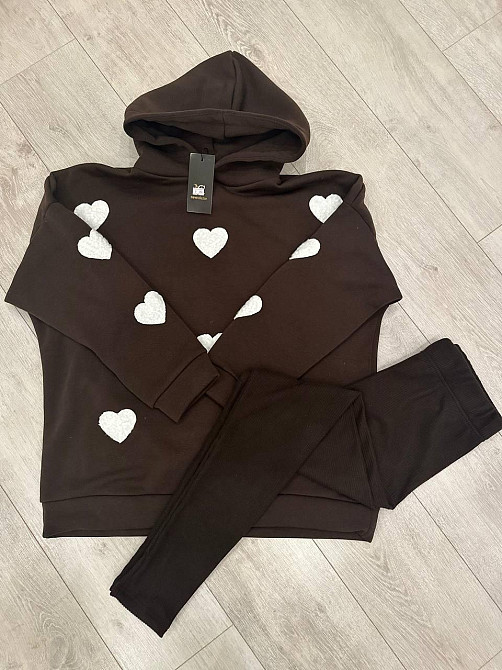 Женский теплый прогулочный костюм двойка с сердечками трехнить на флисе + ангора рубчик. Шоколад, 50/52 Одесса - изображение 1