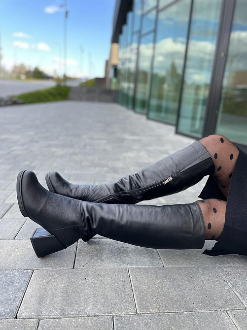 Чоботи жіночі TWO STEPS чорні натуральна шкіра зима высота 42см обхват голени 36-38см каблук 8с Коломия - фото 4