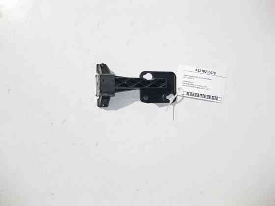 Mercedes-Benz  A2218200072 Кронштейн замка механізму лючка бензобака S-Class W221 CL C216 Одесса