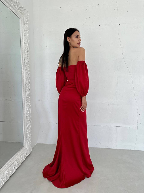 Женское роскошное вечернее платье со шлейфом и съемными рукавами из королевского атласа Красный, S Одесса - изображение 7
