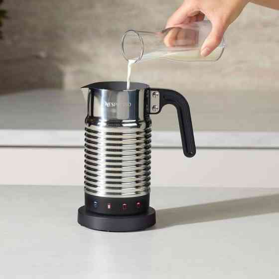 Капучинатор, спінювач молока Nespresso Aeroccino 4 Луцк