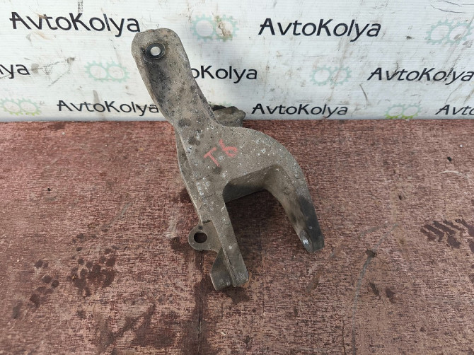 Кронштейн (опора) подушки двигуна правий VW T5 T6 2.0 tdi 2003-2019 (7E0199343B) Ковель - фото 1