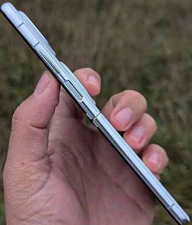 Huawei pocket 2 (12/512  Стильная раскладушка топ камера полный комплект. Харьков