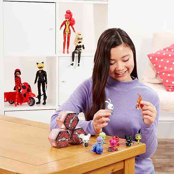 Фігурка Леді Баг і Супер-Кіт - Коробочка-сюрприз з Квамі Дніпро