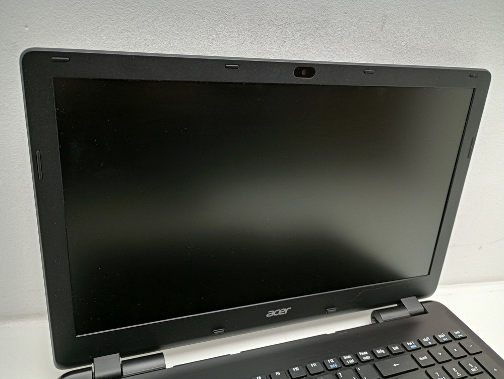 Ноутбук Acer E5-551(Z5WAK) A8-7100/4+4gb ddr3/0 Radeon R7 M265 АКБ- (Б клас) Луцк - изображение 5