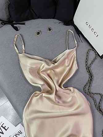 Жіноче романтичне елегантне плаття шовк Бежевий, 42/44 Одеса