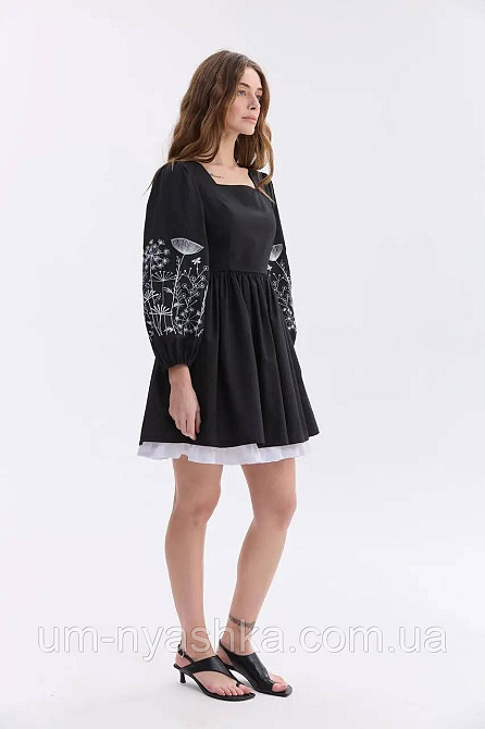 Черное платье с вышивкой  Колорит Кривой Рог - изображение 3