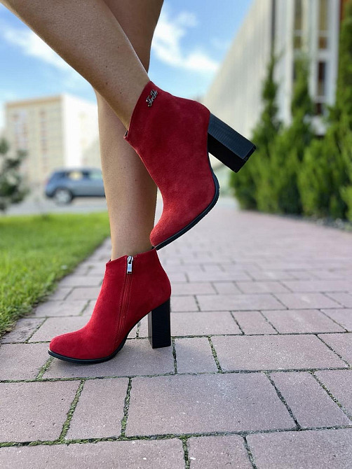 Жіночі черевики 95 червоні натуральна замша висота каблука 9 см розмір 38 (2570) Коломия - фото 9