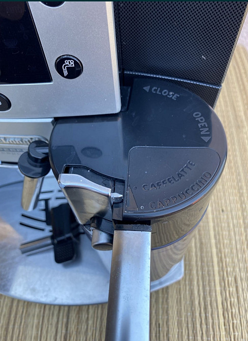 Кавомашина Delonghi Perfecta Cappuccino Харків - фото 5