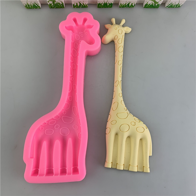Молд силиконовый Жираф 46 на 120 мм розовый Киев - изображение 5