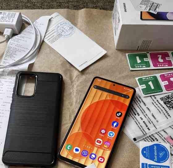 Смартфон Samsung A52 4/128Gb. Київ