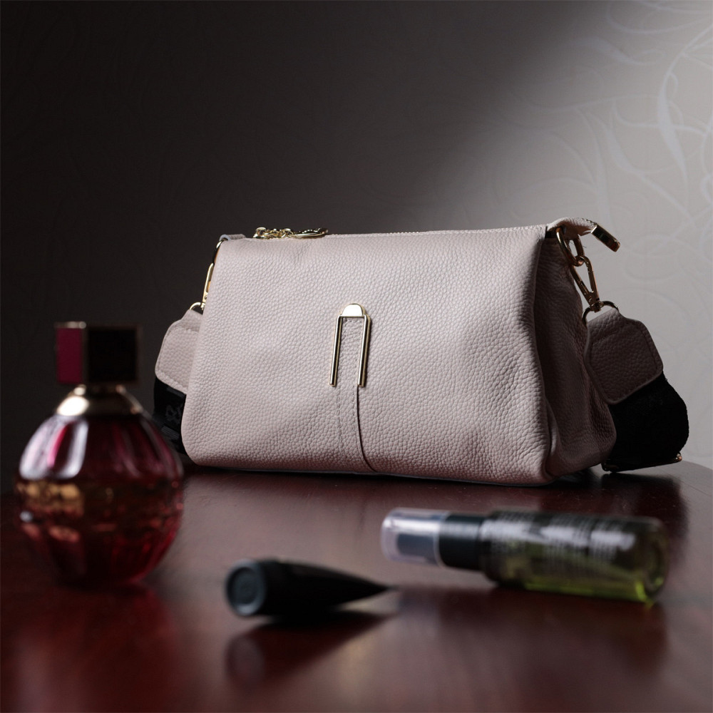 Сумка женская с металлическим украшением посередине из натуральной кожи Vintage 22608 Белая Киев - изображение 10