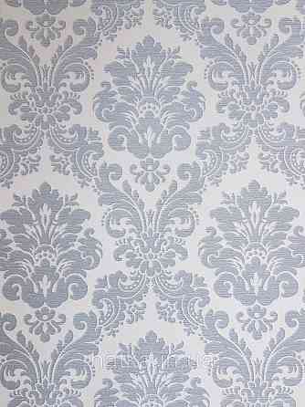 Шпалери вінілові на флізеліні Rasch Trianon Xlll 0.53х10 класика структурні вензелю завитки блакитні на білому Київ