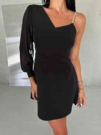 Женское праздничное мини платье на одно плечо костюмка с шифоновыми рукавами Черный, 44 Одесса