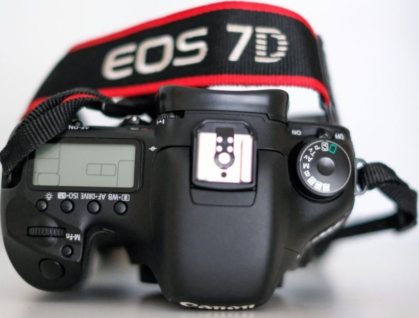 Canon 7D, новое состояние. Можно с 18-135mm, 50mm объективом. Харьков - изображение 2