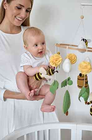 Дитячий мобіль на ліжечко для немовлят WooolyWool «Бджілки» Київ