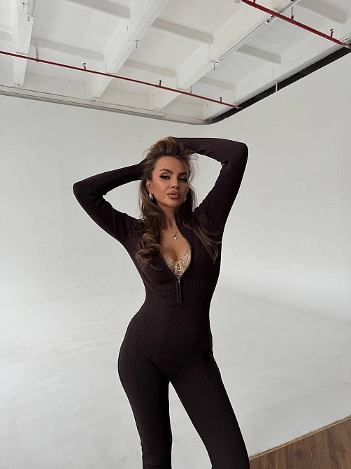 Стильный женский утепленный комбинезон рубчик Коричневый Одесса - изображение 10