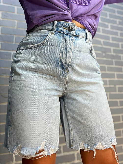 Шорти жіночі джинсові Women Denim 355-974 бермуди рвані довжина до коліна  блакитні, блакитний, 36 Київ - фото 16