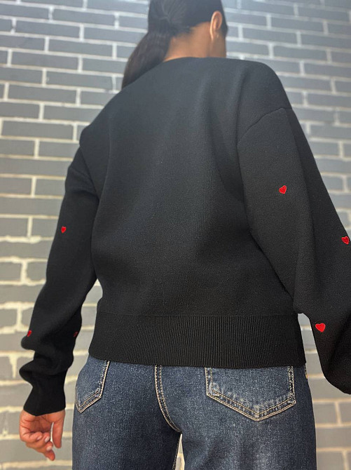 Свитер женский A-N 7075 оверсайз широкий вышитые сердца, черный, one size Одесса - изображение 2