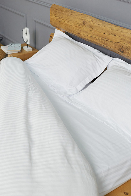 Комплект постельного белья Ideal Textile страйп-сатин белый двуспальный евро Полоска 1 см (56860696) Черновцы - изображение 5