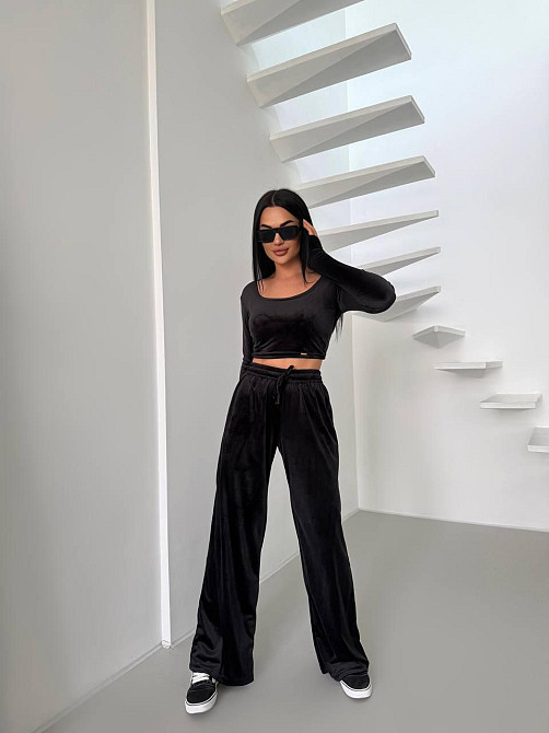 Жіночий прогулянковий костюм-двійка: лонгслів і штани велюр Чорний, 42/44 Одеса - фото 7