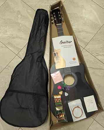 Акустична гітара + комплект для навчання. Харків