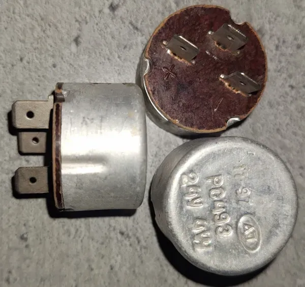 Реле ручника 24В РС 493 Суми - фото 1