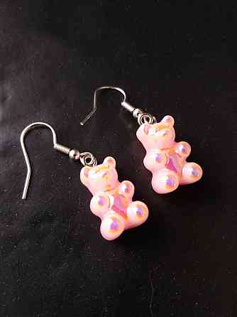 Сережки мишки, молочно-розовые с напылением - размер мишки 1,7см, смола Киев