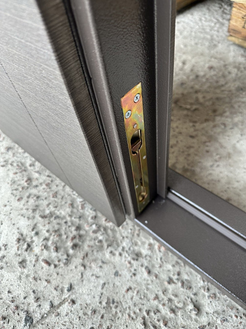 Двери уличные Redfort, модель Аризона, комплектация Стандарт плюс (2 контура) Киев - изображение 3