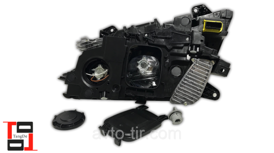 Фара головного світла Volvo FH4, FM4 ел/керування з протитуманкою 21221130 21221129 21221134 22239217 22239219 Луцк