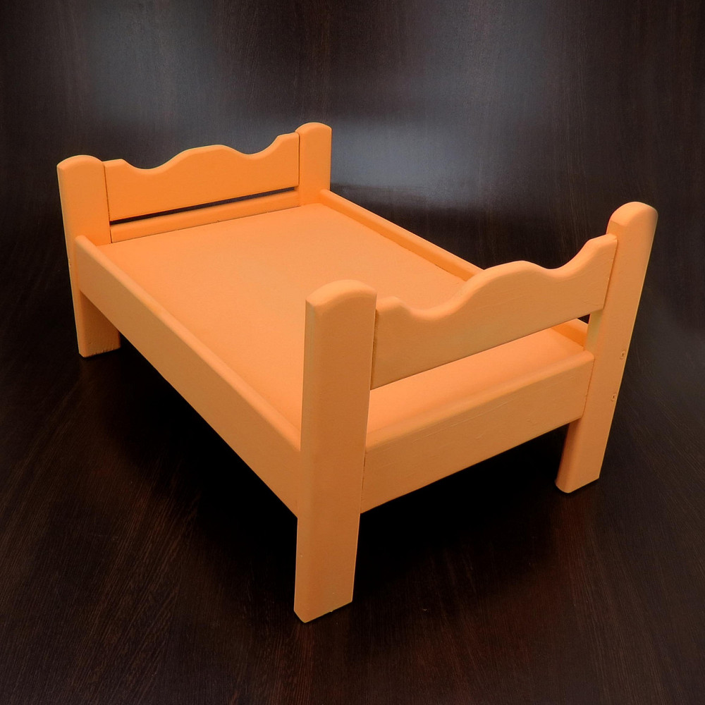 Кровать для кукол 