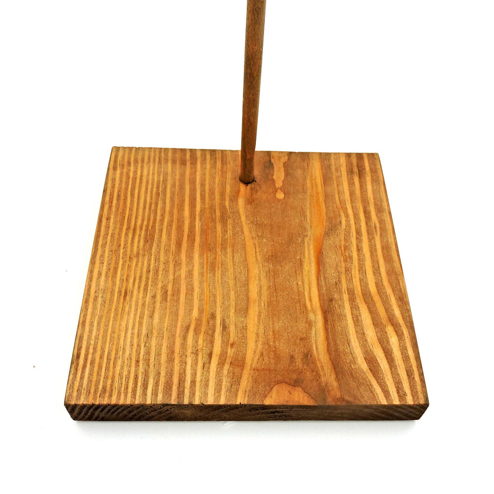 Подставка для кукол 