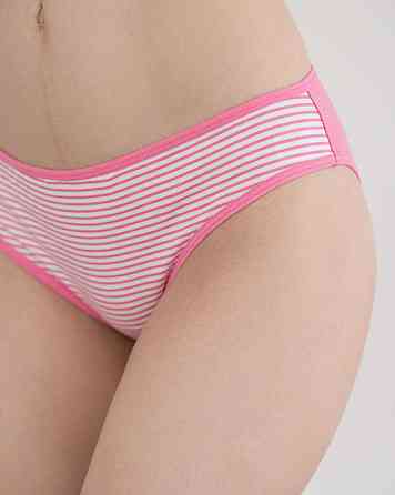 Набір жіночих трусиків 7 шт Nicoletta 713088 XXL Київ