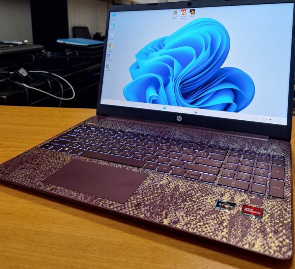Ноутбук HP Екран 15.6" IPS (1920x1080) Full HD Київ - фото 7