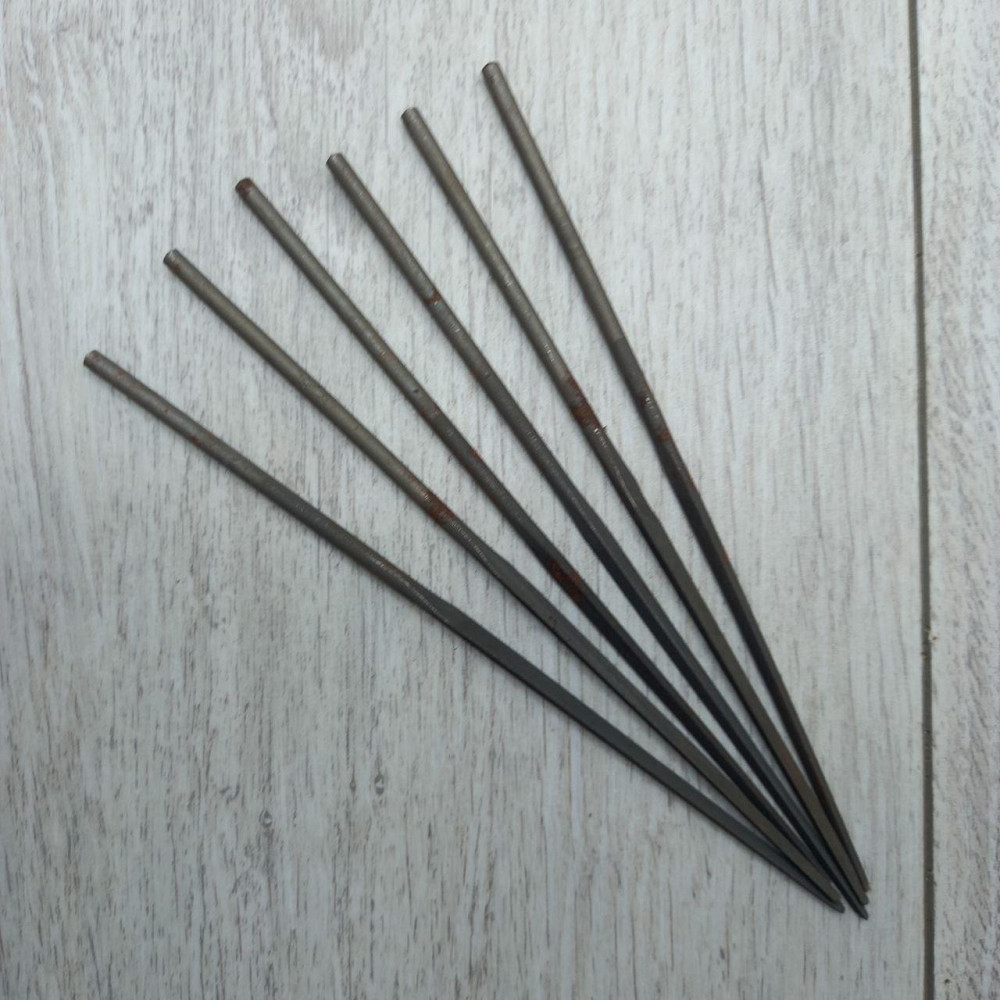 Надфіль тригранний для точної обробки металу та дерева Харків - фото 1