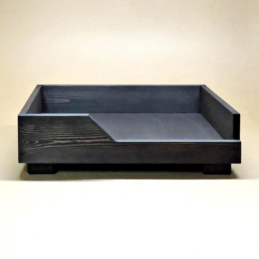 Лежак деревянный для собаки 