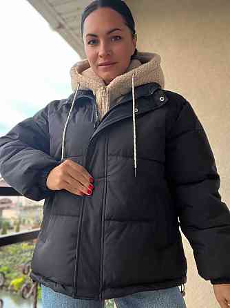 Куртка женская Lady Yep 8096 оверсайз с капюшоном и мехом тедди черная, черный, 42 Одесса