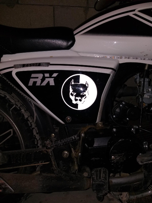 Наклейка на авто Питбуль большая Белая светоотража Киев - изображение 3