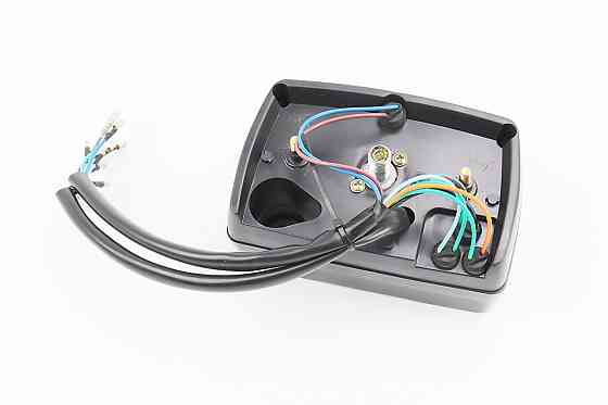 Спідометр у зборі "квадрат" 120 км/год (фішка "мама" + 7 проводів) Київ