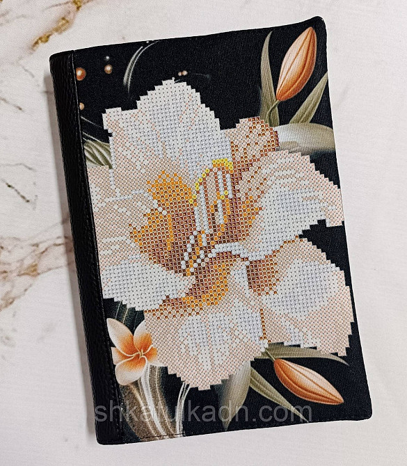 Щоденник з обкладинкою для вишивки. Дніпро - фото 1