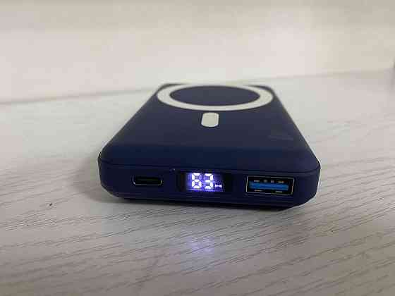 Б/В Power Bank AOGUERBE 10000 mAh MagSafe 22.5W: портативний зарядний пристрій зі складною підставкою та дисплеєм Київ