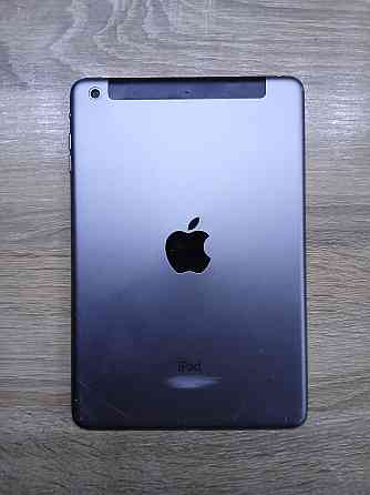 Б/У Планшет Apple iPad mini 2 A1490 16GB, 7.9