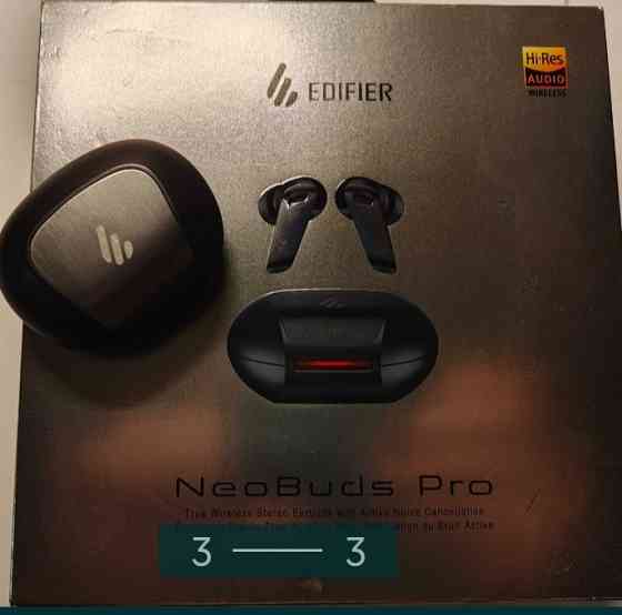 Наушники: Edifier Neobuds Pro. Киев