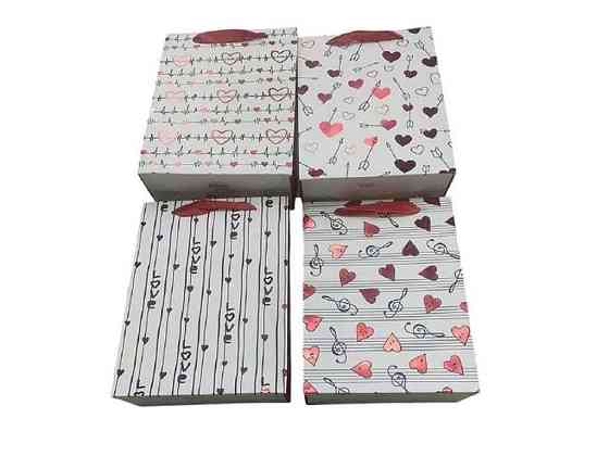 Пакет подарунковий M Music of love 26*32*10см R33714-M ТМ STENSON Київ